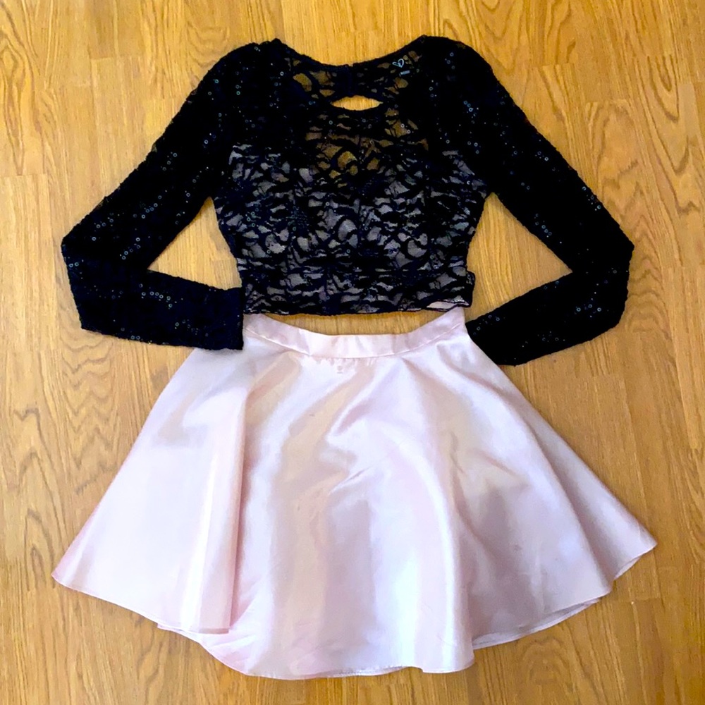 2 piece black blush lace dress Windsor 5/6 Junior